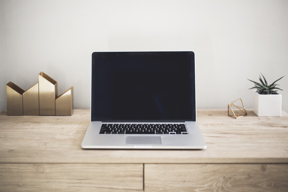 Moderner Arbeitsplatz – Buchhaltung & Controlling